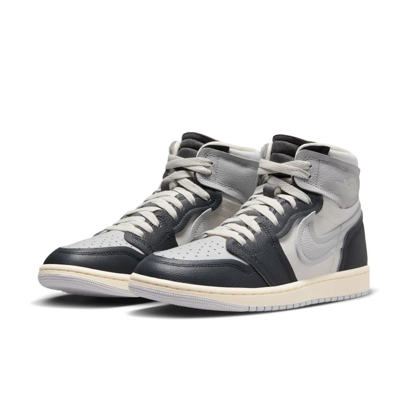 Pantofi sport Nike WMNS AIR JORDAN 1 MM HIGH