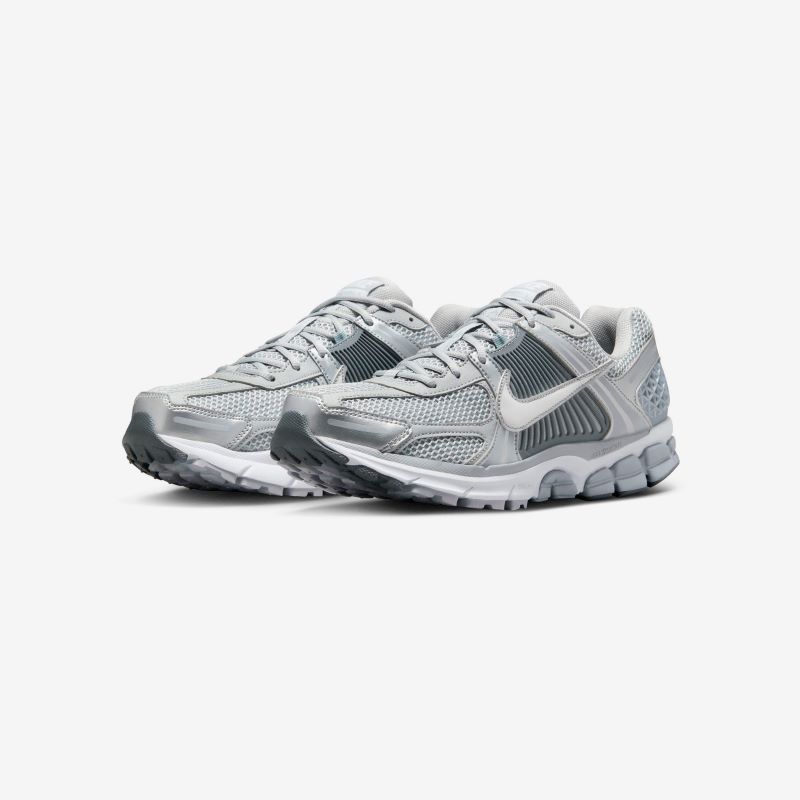 Pantofi sport Nike ZOOM VOMERO 5 MET - 2 | YEO