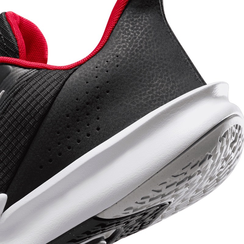 Pantofi sport Nike PRECISION VII