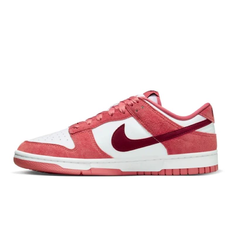 Pantofi sport Nike W DUNK LOW VDAY - 1 | YEO