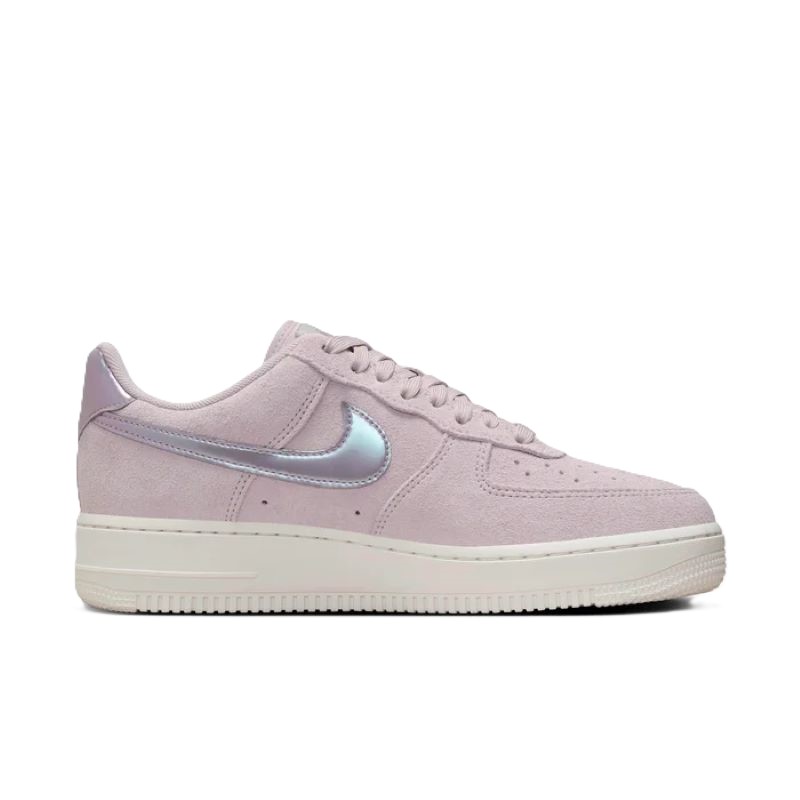 Pantofi sport Nike WMNS AIR FORCE 1 \'07 SE SUEDE