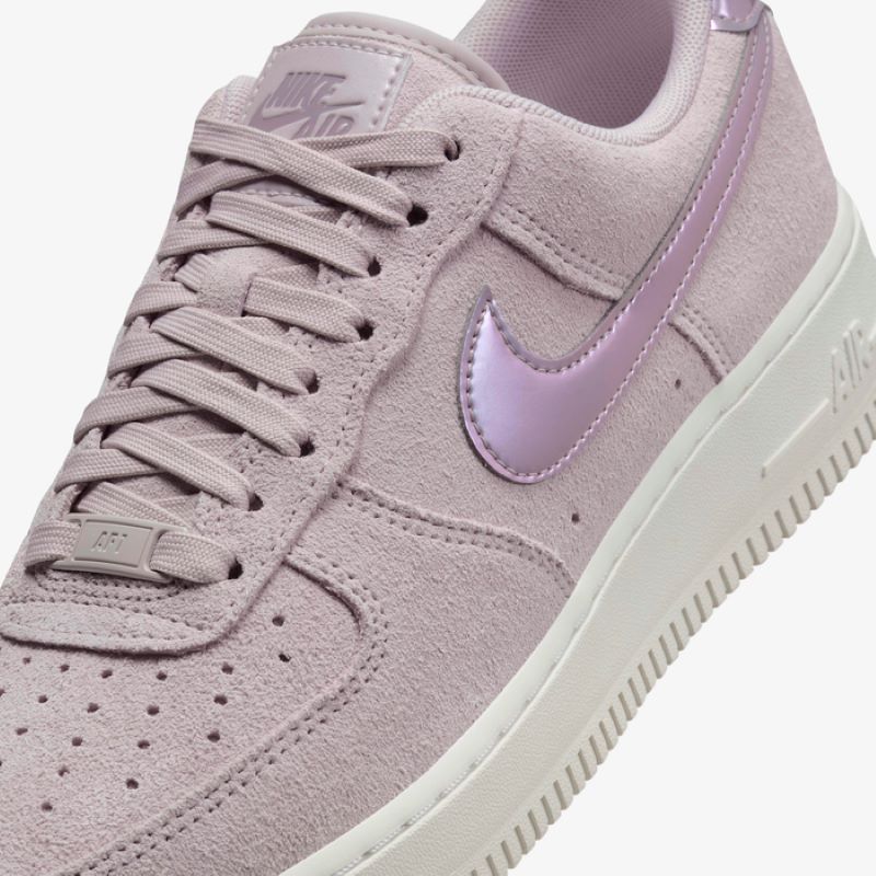 Pantofi sport Nike WMNS AIR FORCE 1 \'07 SE SUEDE - 4 | YEO