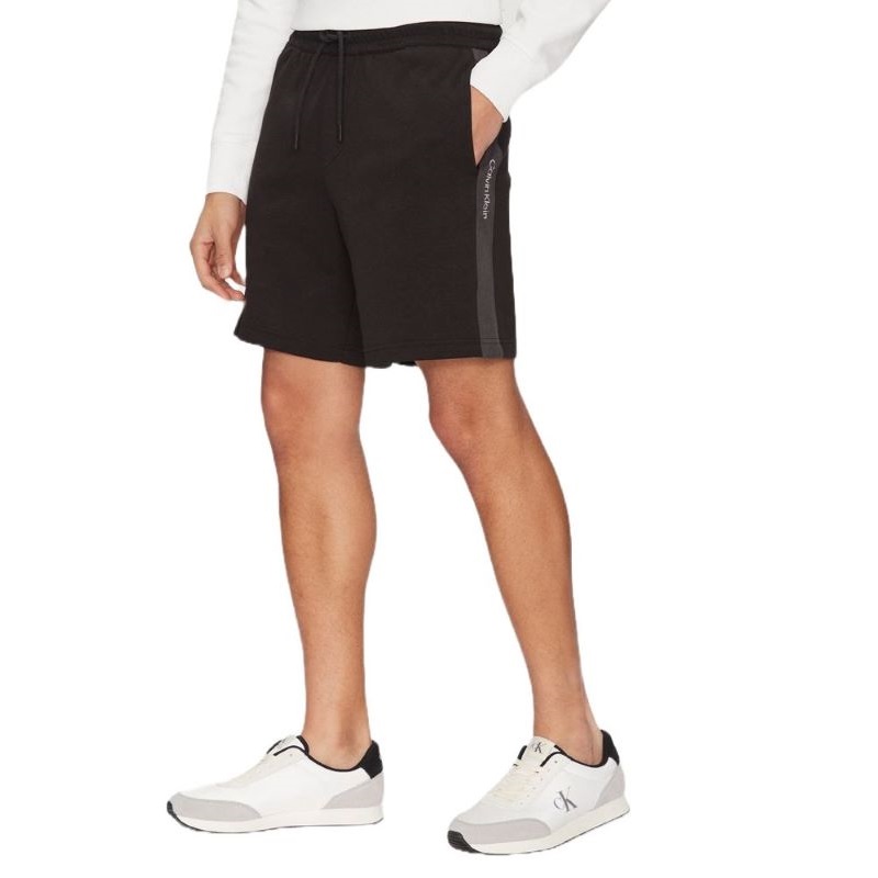 Sort Calvin Klein LOGO TAPE SHORT