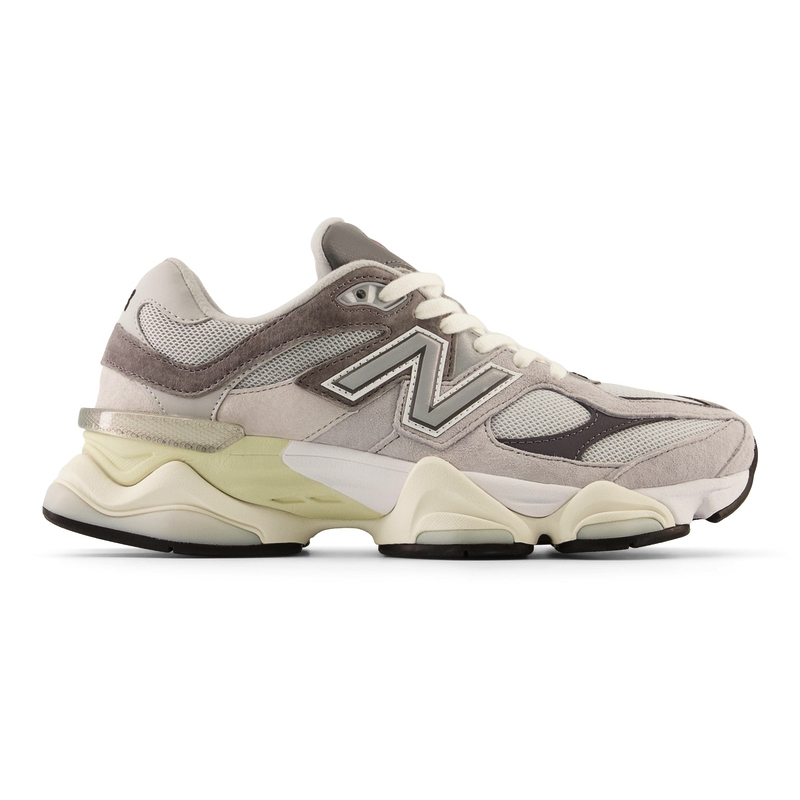 Pantofi sport New Balance 9060